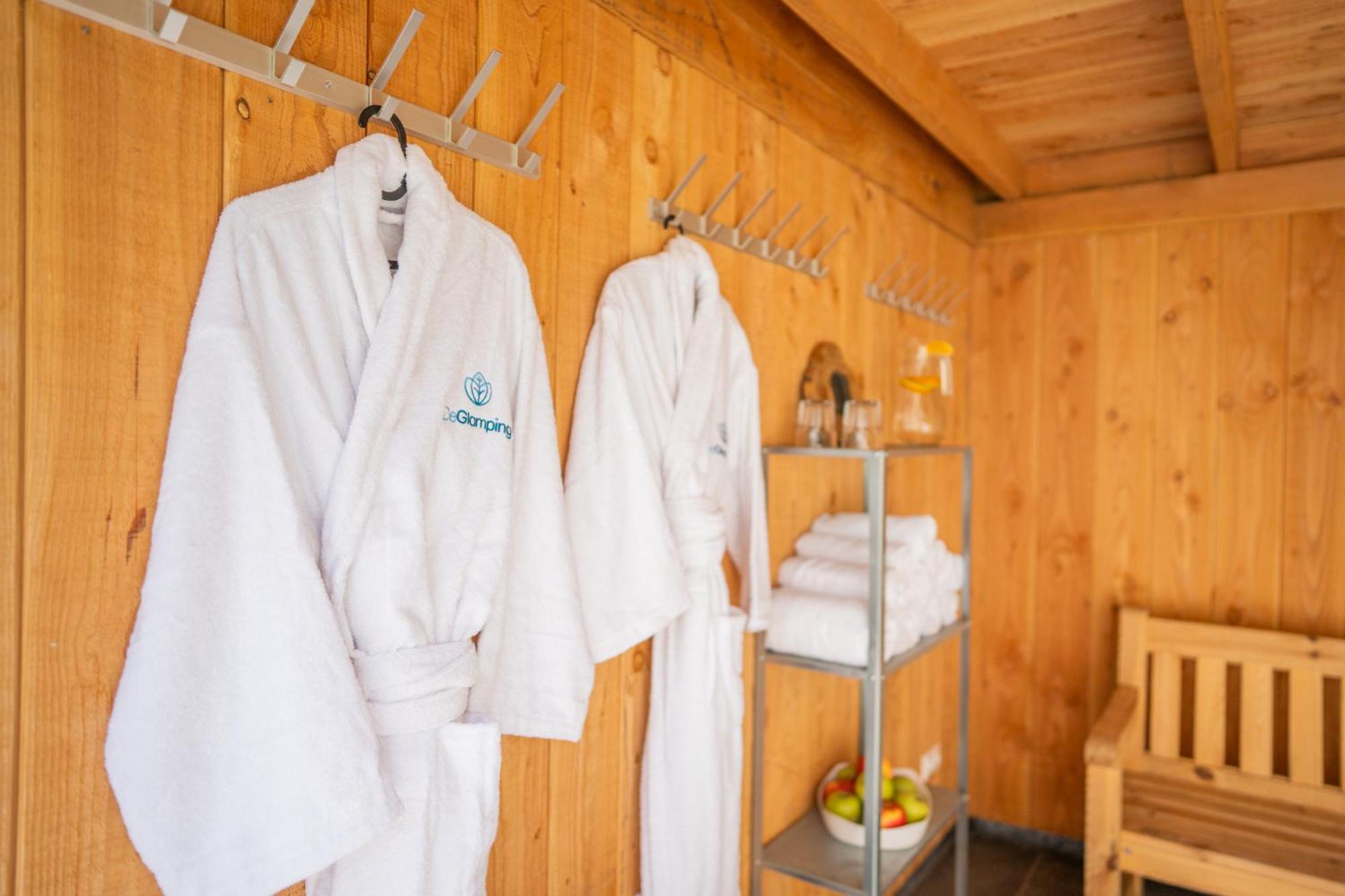 Glamping Lodge With Eco-Wellness Zeewolde Eksteriør bilde